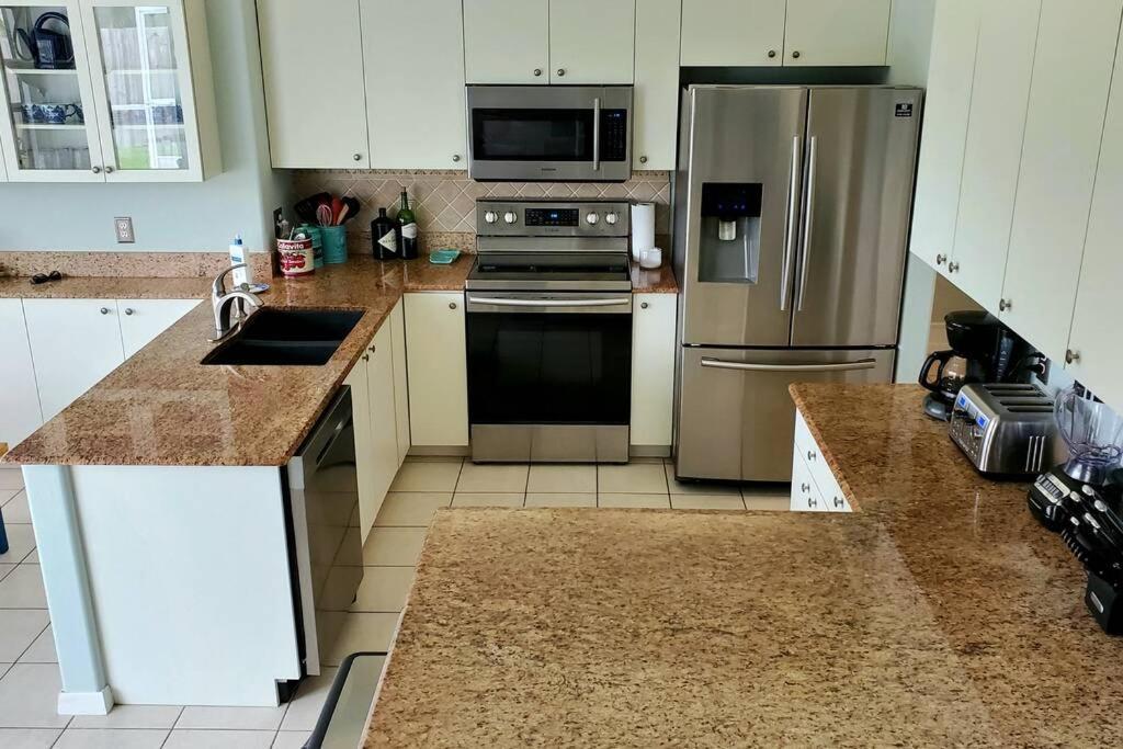 Our Beautiful Florida Vacation Home With Heated Pool Port St. Lucie Екстер'єр фото