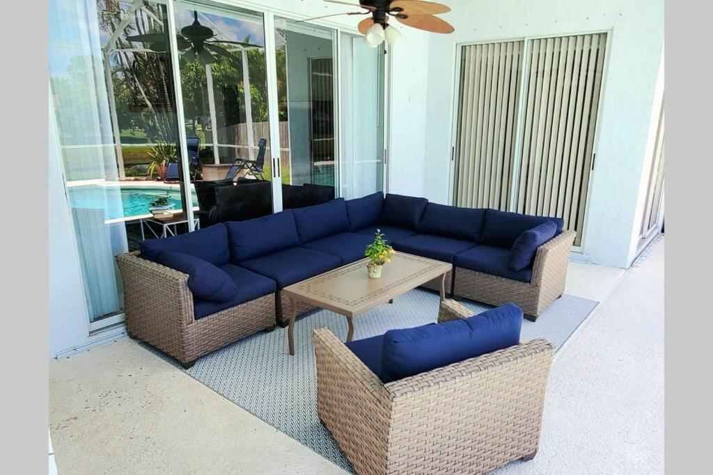 Our Beautiful Florida Vacation Home With Heated Pool Port St. Lucie Екстер'єр фото