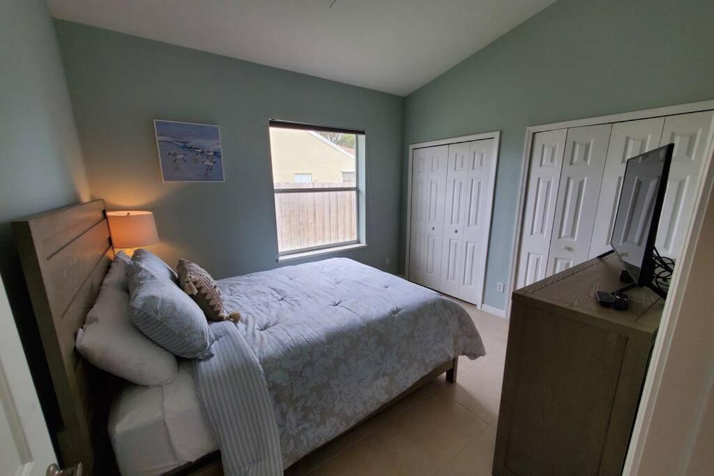 Our Beautiful Florida Vacation Home With Heated Pool Port St. Lucie Екстер'єр фото