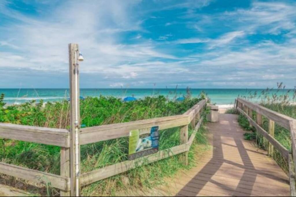 Our Beautiful Florida Vacation Home With Heated Pool Port St. Lucie Екстер'єр фото
